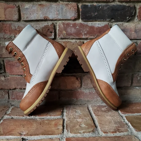 Timberland Women's Lace Up Boots - White and Tan - Picture 11 of 11
